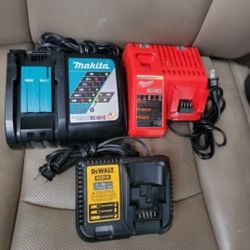 MILWAUKEE 12V-18V ,,,MAKITA 18V AND DEWALT 12V-20V AND FLEX VOLT BATTERY CHARGER 
