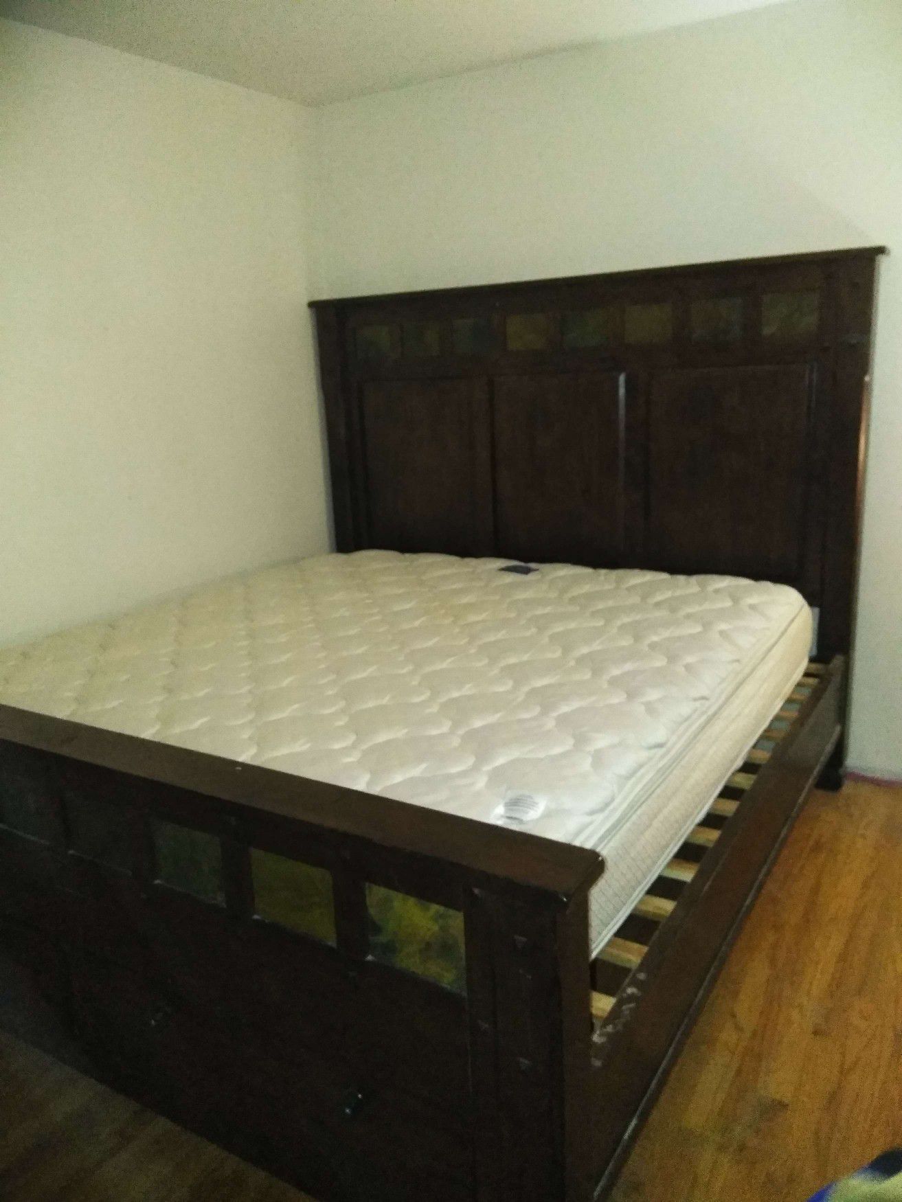 King Bed frame and mattress with 42 in tv and night stand0