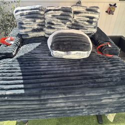 Sofa / Couch/ Sleeper 