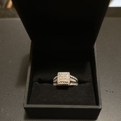 Women Elegant White Gold 2KT Diamond Ring