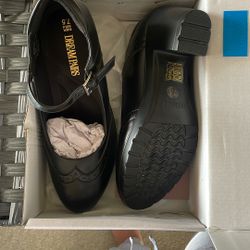 black mary jane heels 7.5