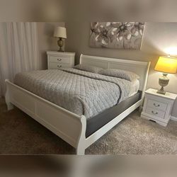 4PC White Bedroom set