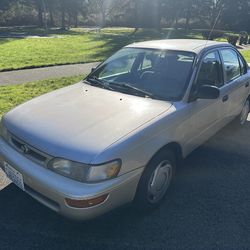 Toyota  Corolla  1996