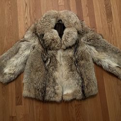 Vintage Austrian Real Genuine Coyote Fur Coat * Beautiful *