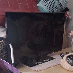 35 Inch Television 