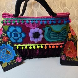 Mexican Embroidered Wicker Basket Purse