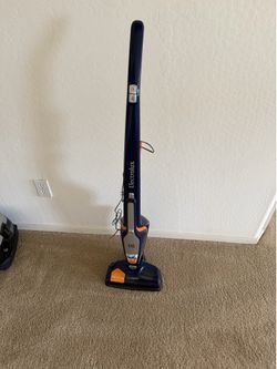 Cordless vacuum cleaner