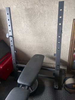 Gold's Gym Weight Bench with Squat Rack