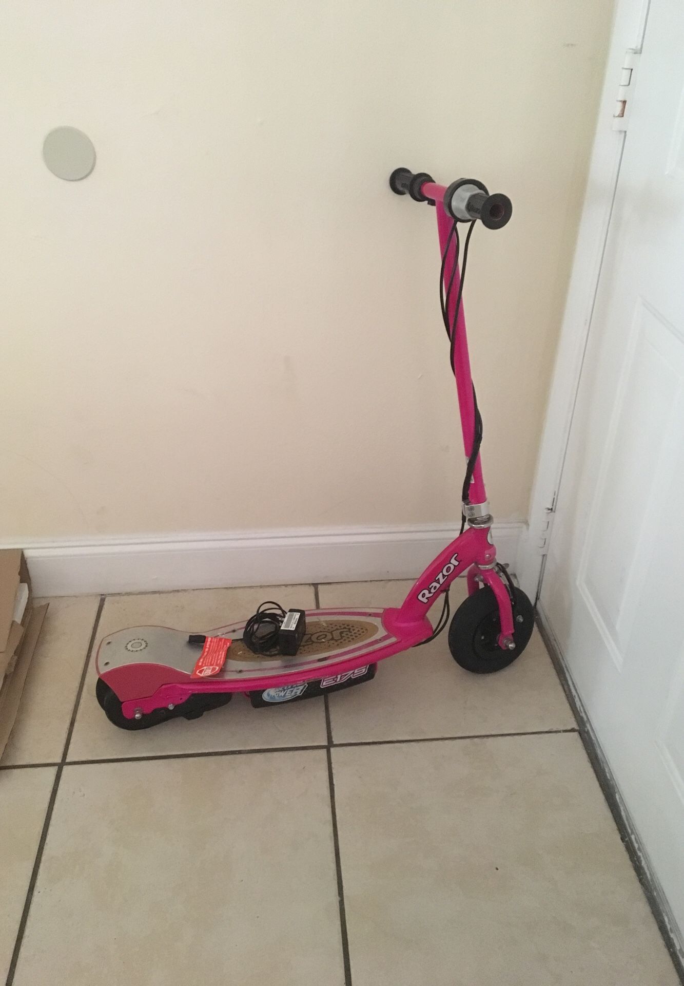 Razor electric scooter