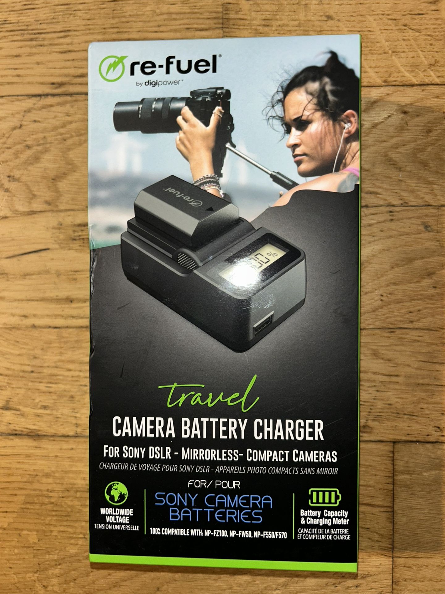 CAMERA BATTERY CHARGER