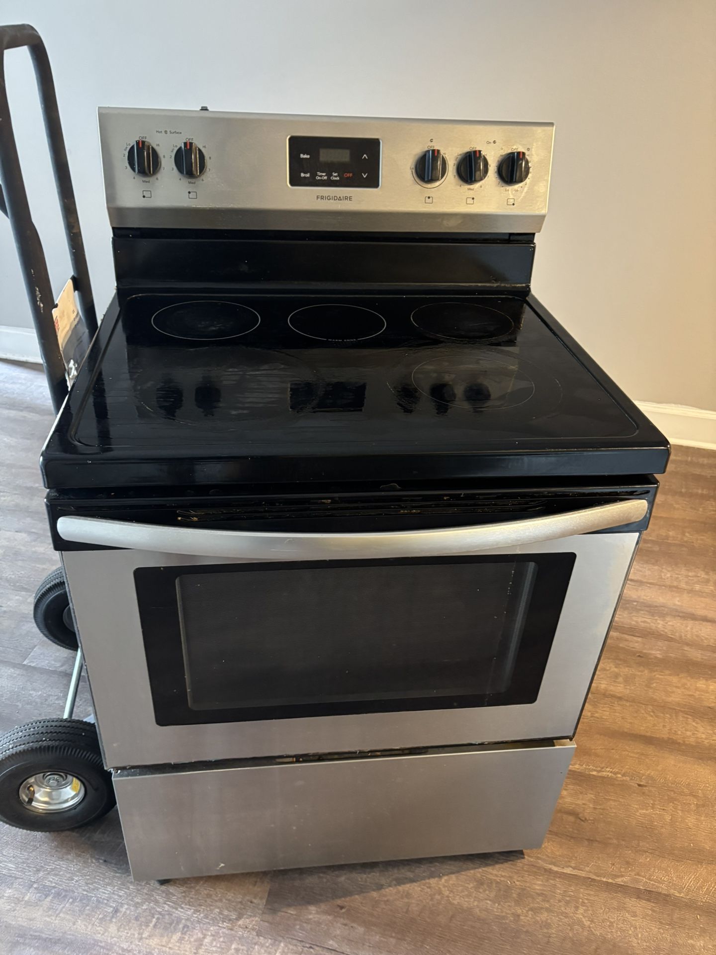 Frigidaire Flat Top Stove
