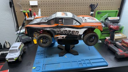 Brushless DHK Hunter SCT