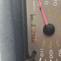 Toyota Sequoia 