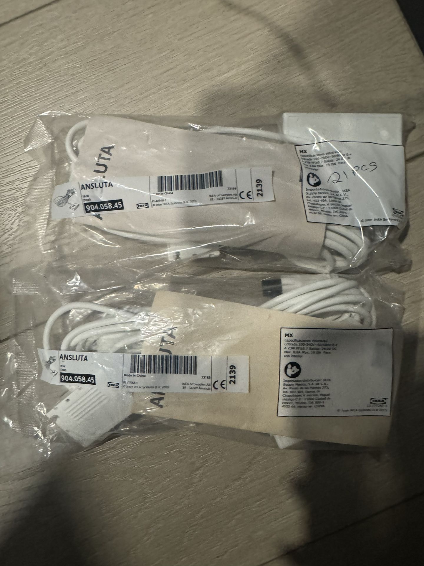 Absoluta LED driver With Cord. White 19w