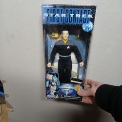 STAR Trek First Contact- Commander Data