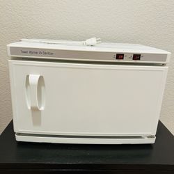 Hot Towle Cabinet 