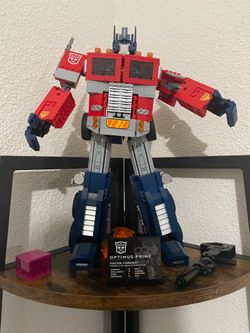 LEGO OPTIMUS PRIME 4 SALE