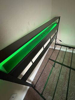 Full bed frame