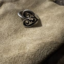 James Avery Retired Scroll Heart Ring Sz 7 Or 8