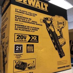 DeWalt DCN21PLM1 20V CORDLESS XR 21º PLASTIC COLLATED FRAMING NAILER KIT