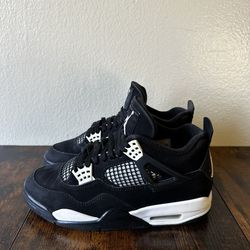 Jordan 4 White Thunder Size 7.5 Men’s
