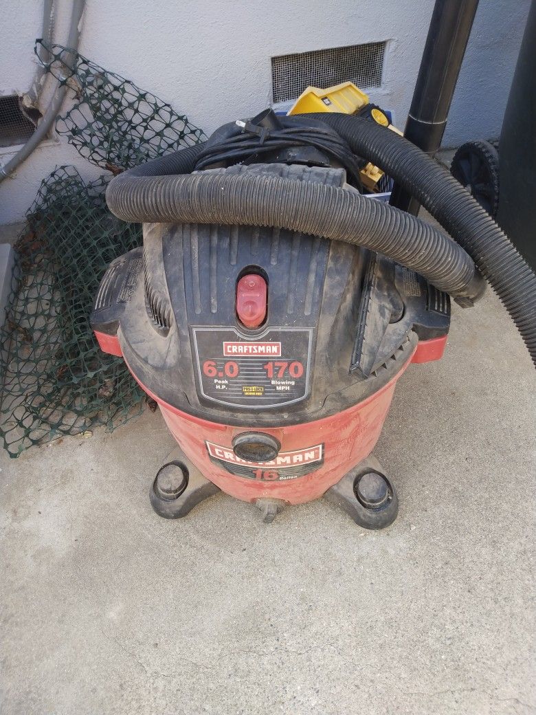 Craftsman 16 Gallon Shop Vac