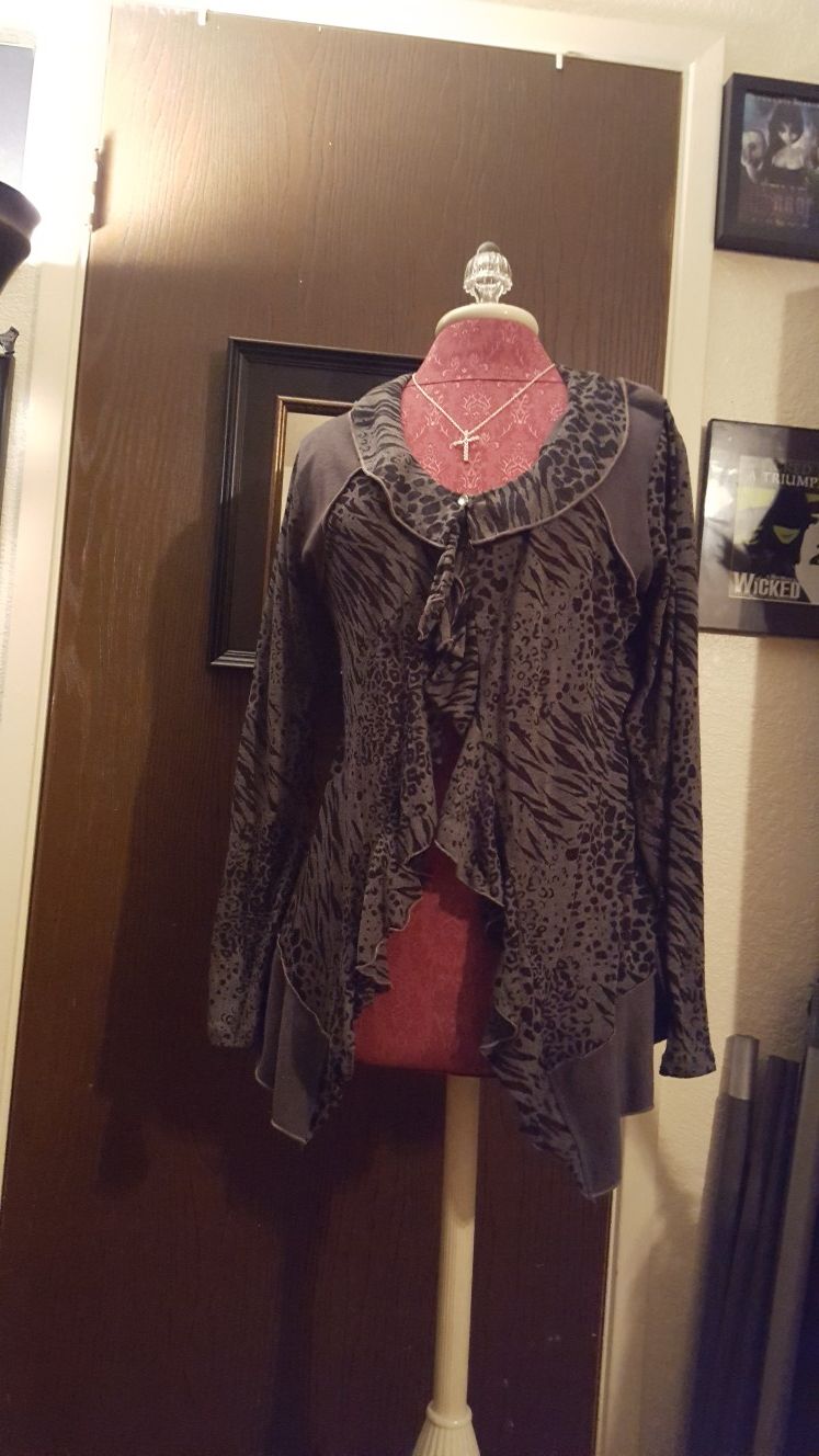 XL Cardigan, Woodland Ca