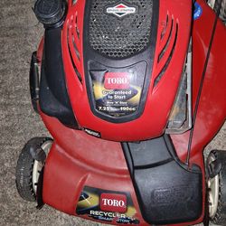 Toro self propelled lawn mower