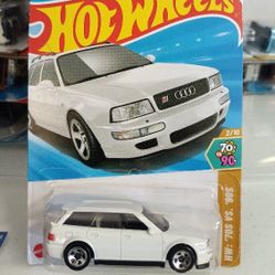 Hot Wheels '94 Audi AVANT RS2 