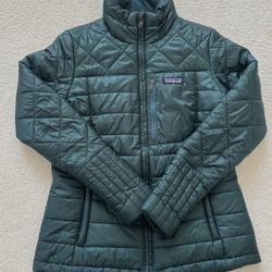 Beautiful Woman’s Patagonia Small Jacket 