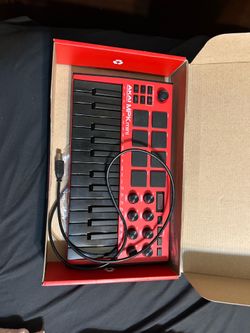 MPK MIN KEYBOARD