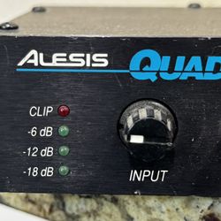 Alesis Quadraverb, a multi-effects processor