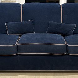 Beautiful Blue 3-Person Couch In Wxcellent Condition