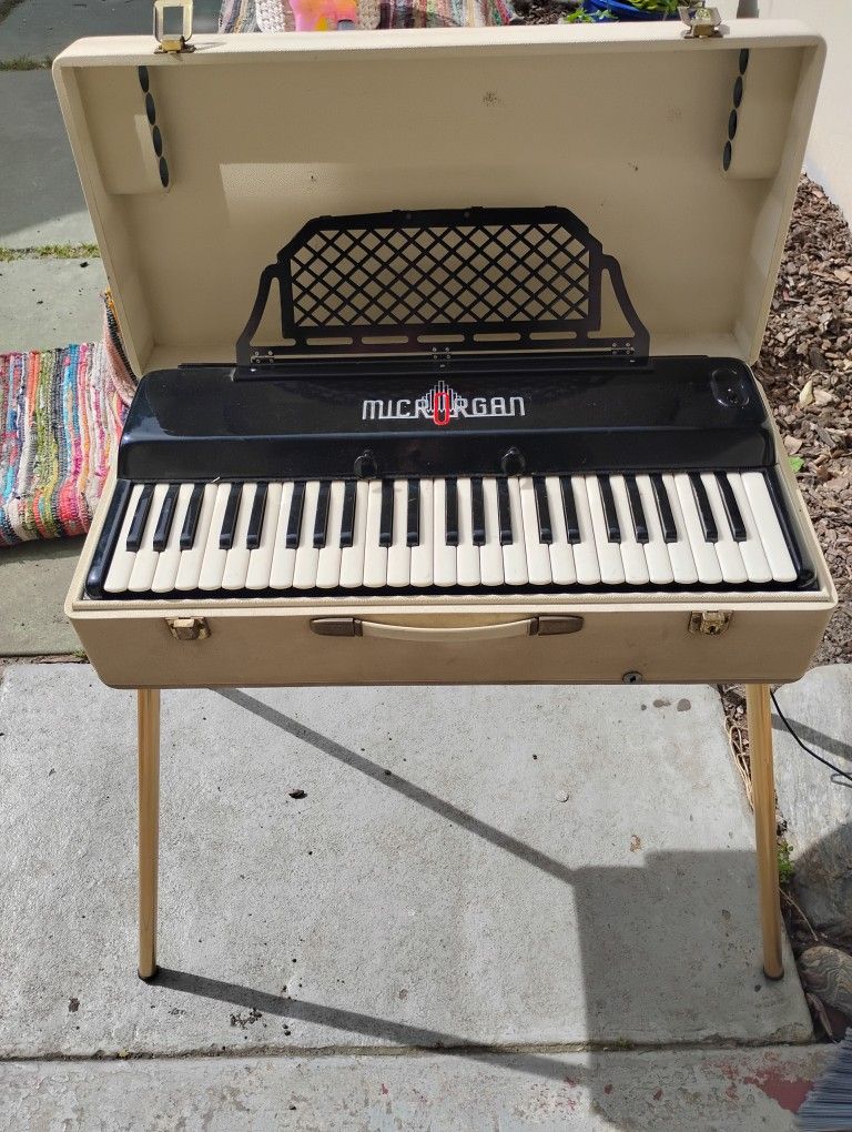 1950s Vintage Micro Organ From Italy