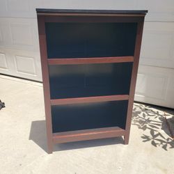 Bookshelf / Bookcase