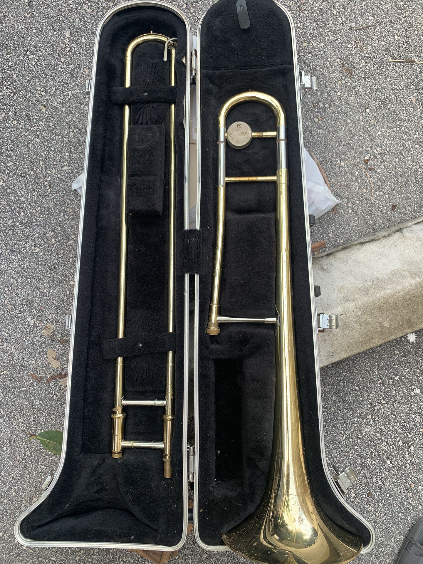 Used Yamaha YSL-354 Trombone - w/ Case & Yamaha Mouthpiece