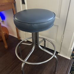 Retro Bar Stool