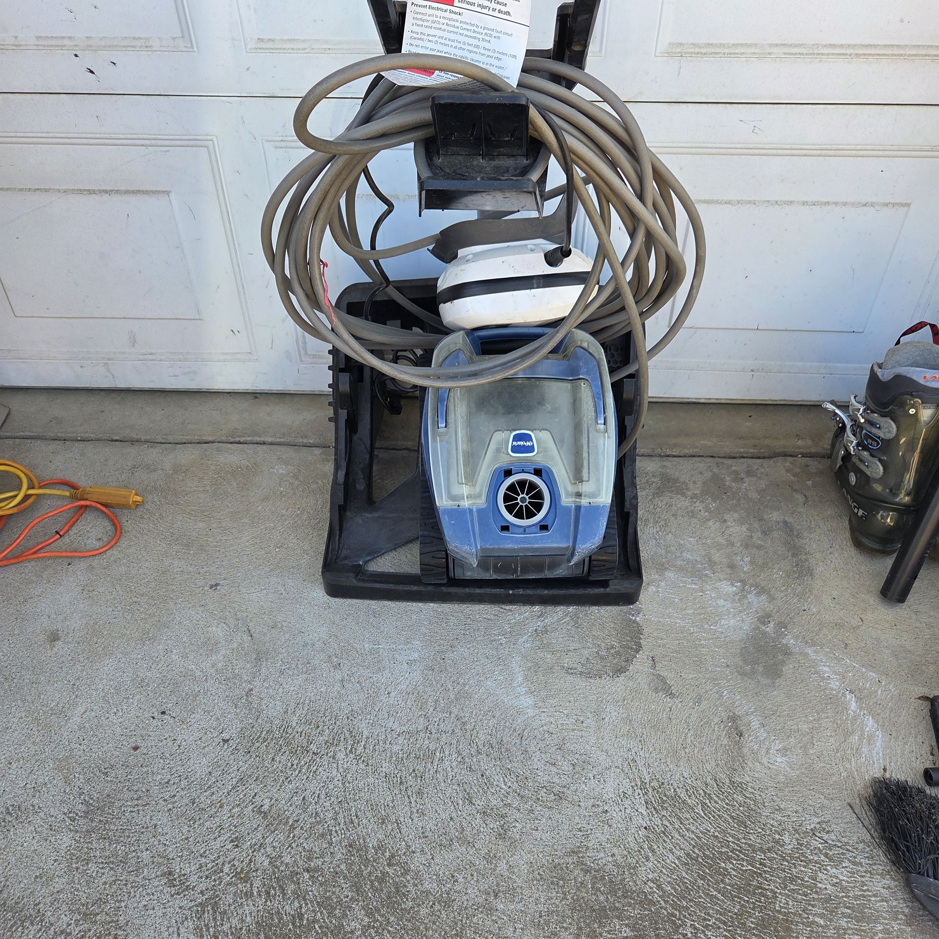 Robotic Pool cleaner