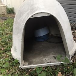 Dogaloo Doghouse