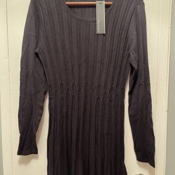 Fit and Flare Sweater Knit Tunic Top Long Sleeve Daisy Fuentas Black. Size M. NW
