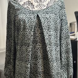 Woman’s Comfy Green/Blue Dress Sz. L