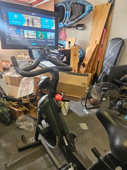 ProForm Studio Bike Pro 22 (C22) Exercise Bike – 22" HD Touchscreen
