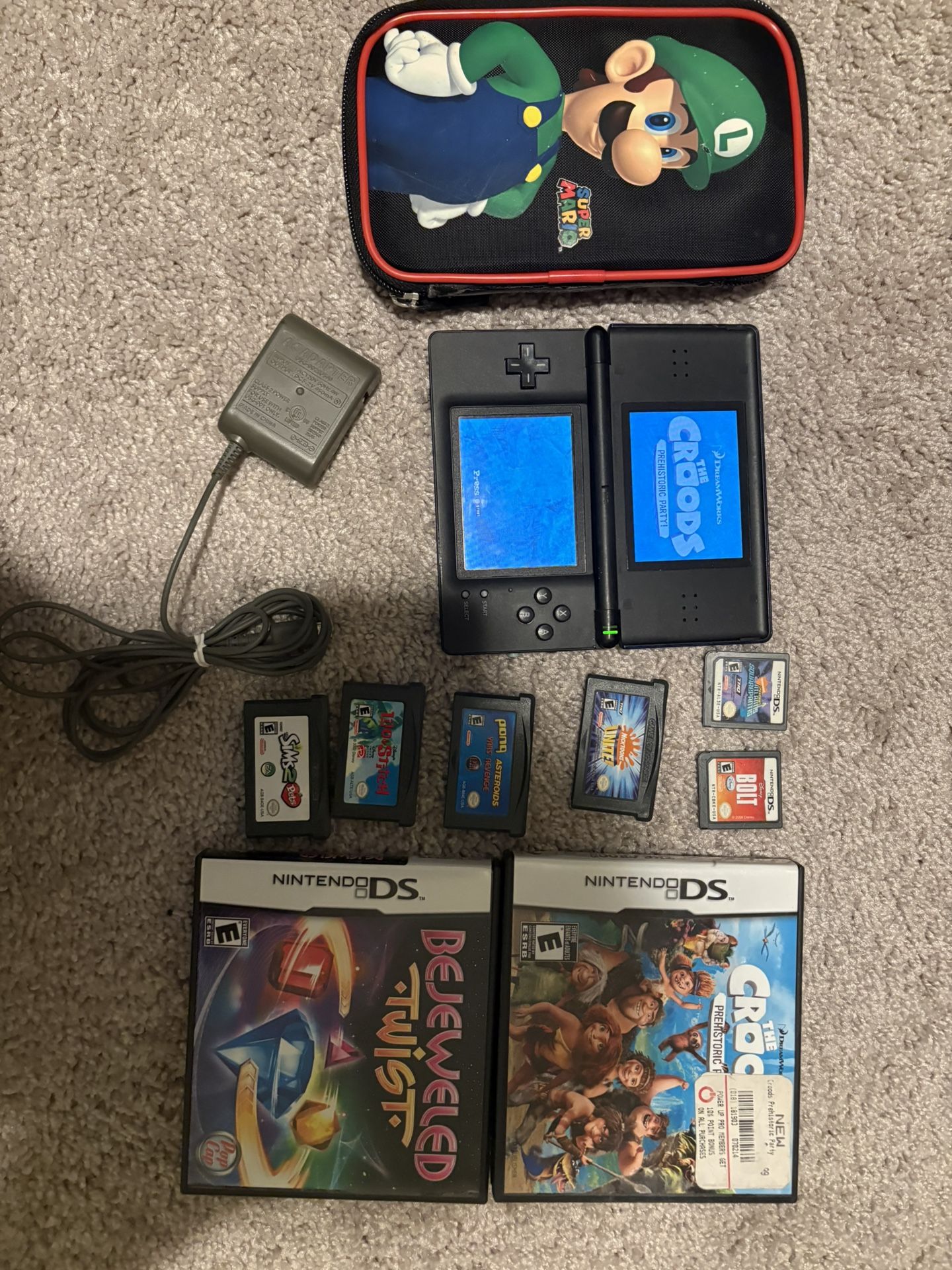 Nintendo Ds lite + 8 Games (hablo Espanol)