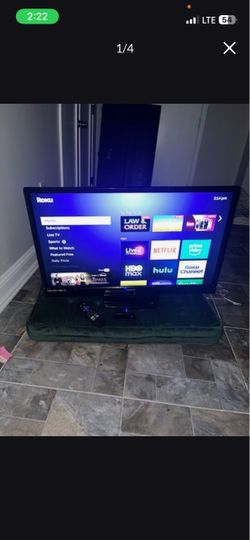 32 inch Sanyo w/ Roku connector