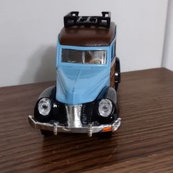Collecionable Diet Cast 1940 FORD  WOODY WAGON.