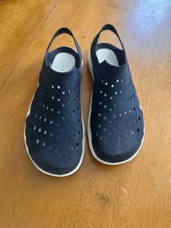 Women’s Shoes (8) Different prices