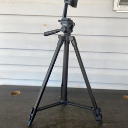 Onn 52" Aluminum Camera/Smartphone Tripod Adjustable Height, Light Weight, Mount