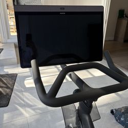Peloton Bike