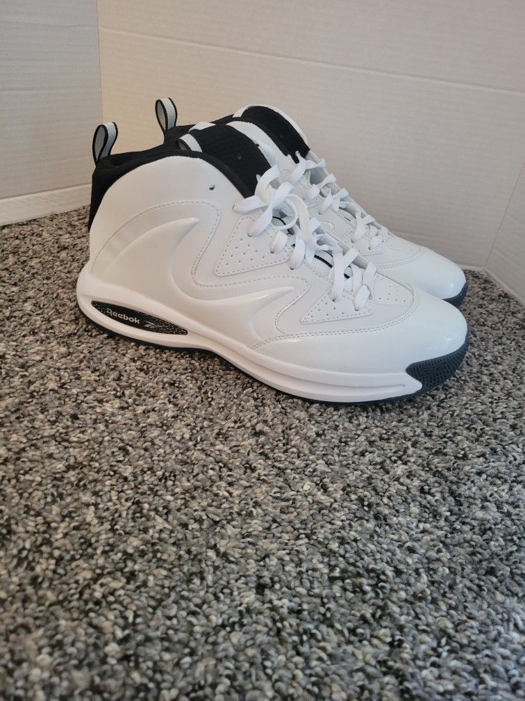 reebok galaxy1 white patent leather basketball shoes 096069 Sz 10.5