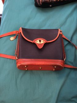Dooney & Bourke